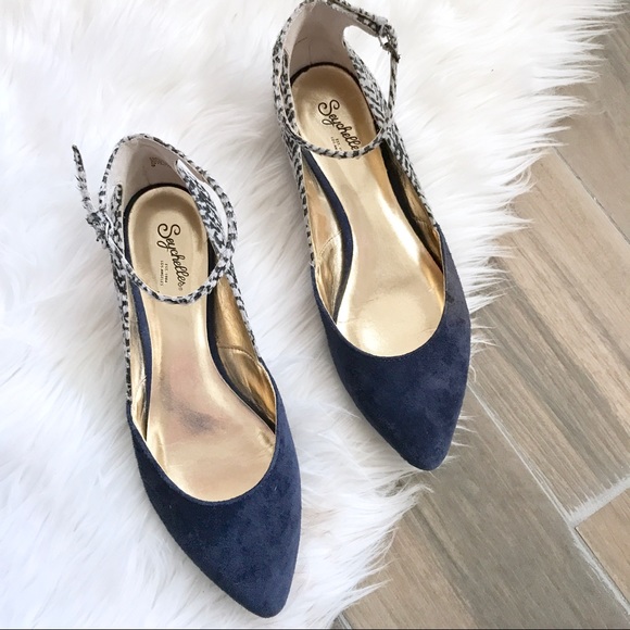 Seychelles Shoes - Seychelles • Blue Suede Pointed Toe Flat Sandals
